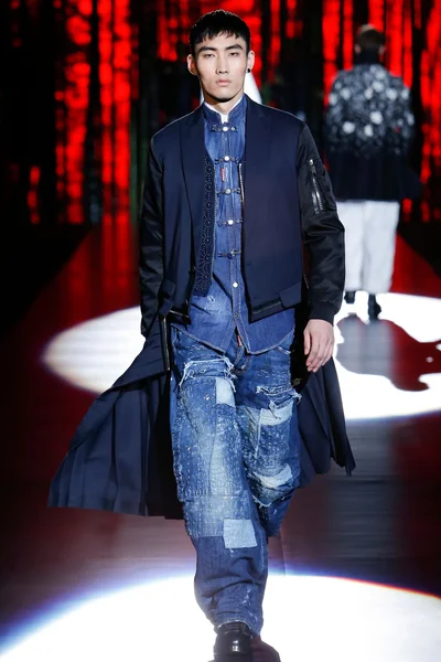 Look 4
